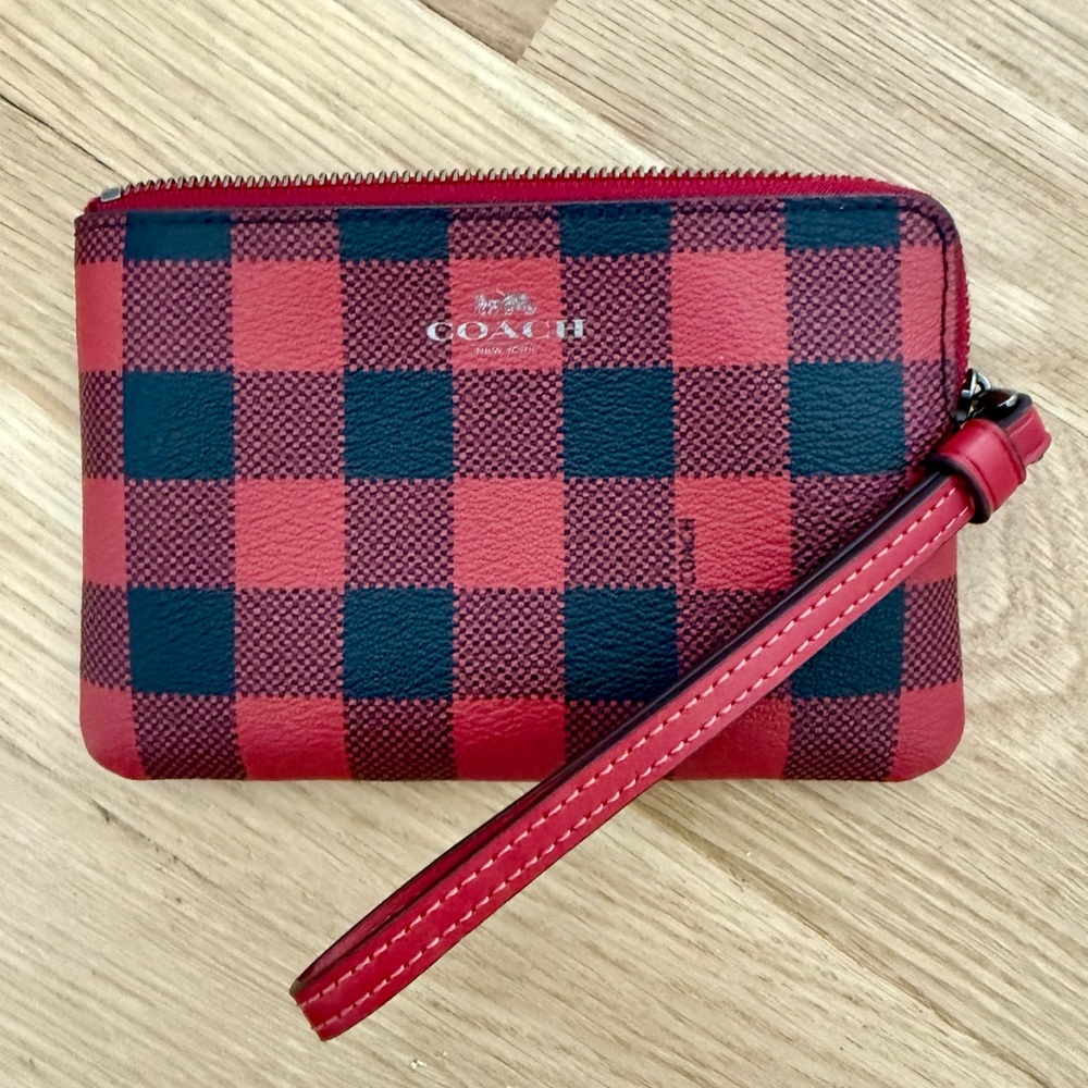 NWOT - Coach Leather Buffalo Plaid Corner Zip Wristlet